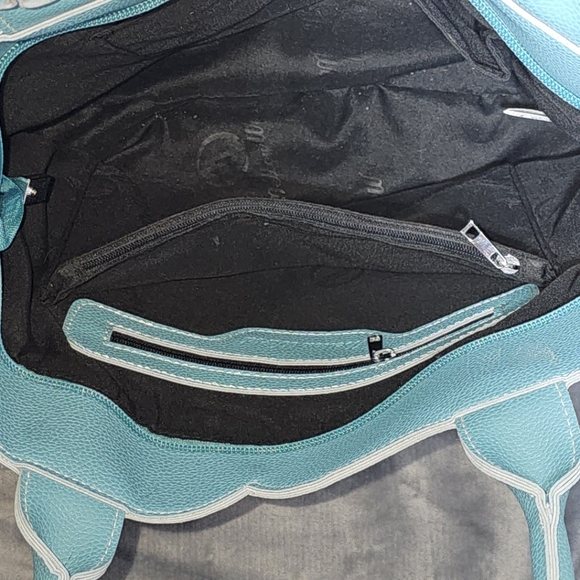 MELLOW WORLD | PETA APPROVED VEGAN LEATHER ALLURE TULIP TOTE BAG - Picture 9 of 16